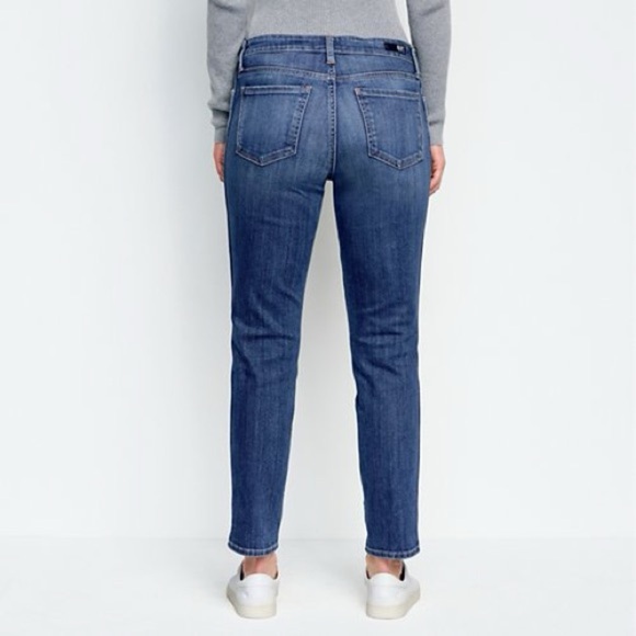 (T3) Kut from the Kloth®
Catherine High-Rise Fab Ab
Boyfriend Jeans, size 10/12 - Picture 13 of 16